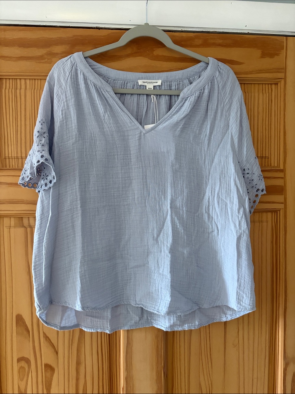 NWT BeachLunchLounge collection, Medium